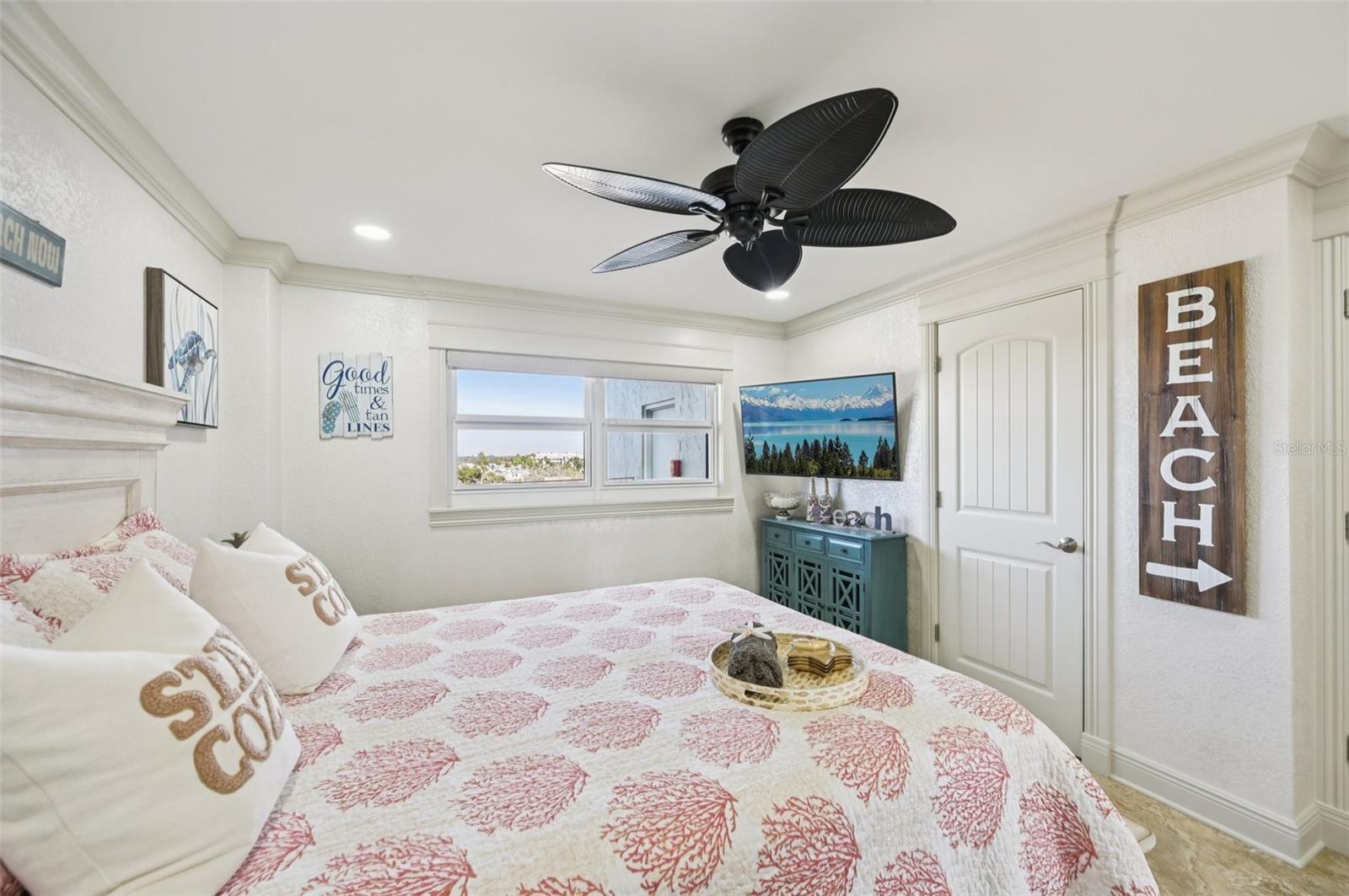 GULF & BAY CLUB PH 3 - Residential