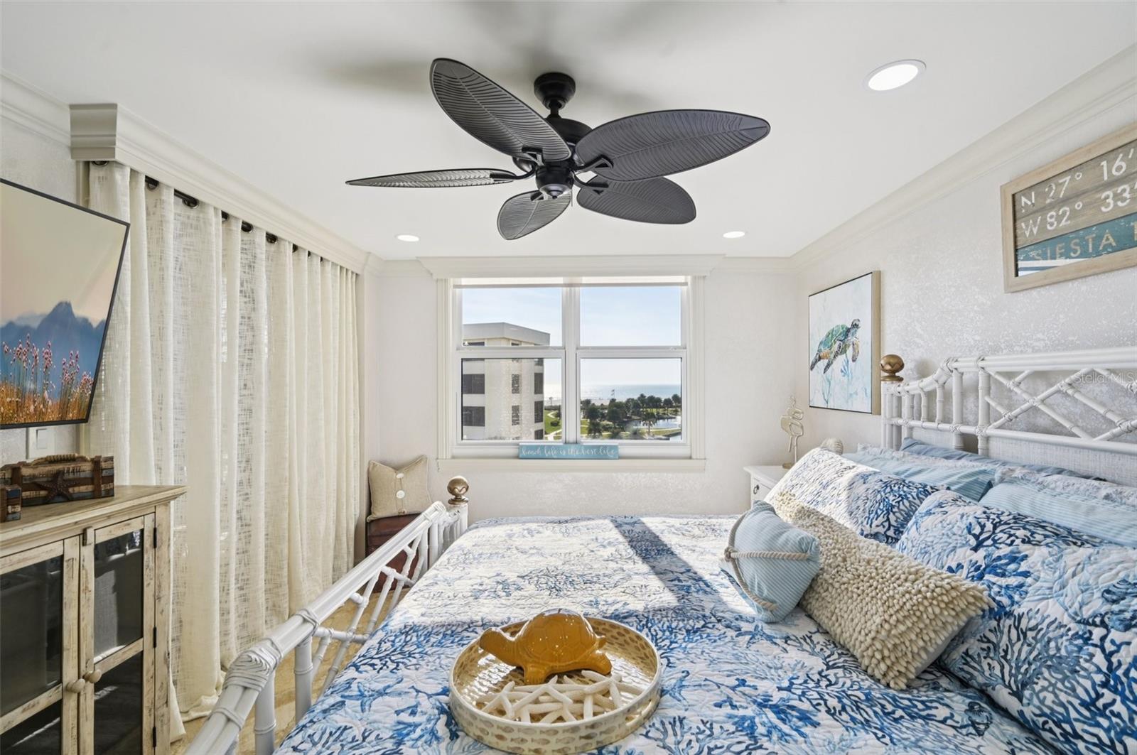 GULF & BAY CLUB PH 3 - Residential