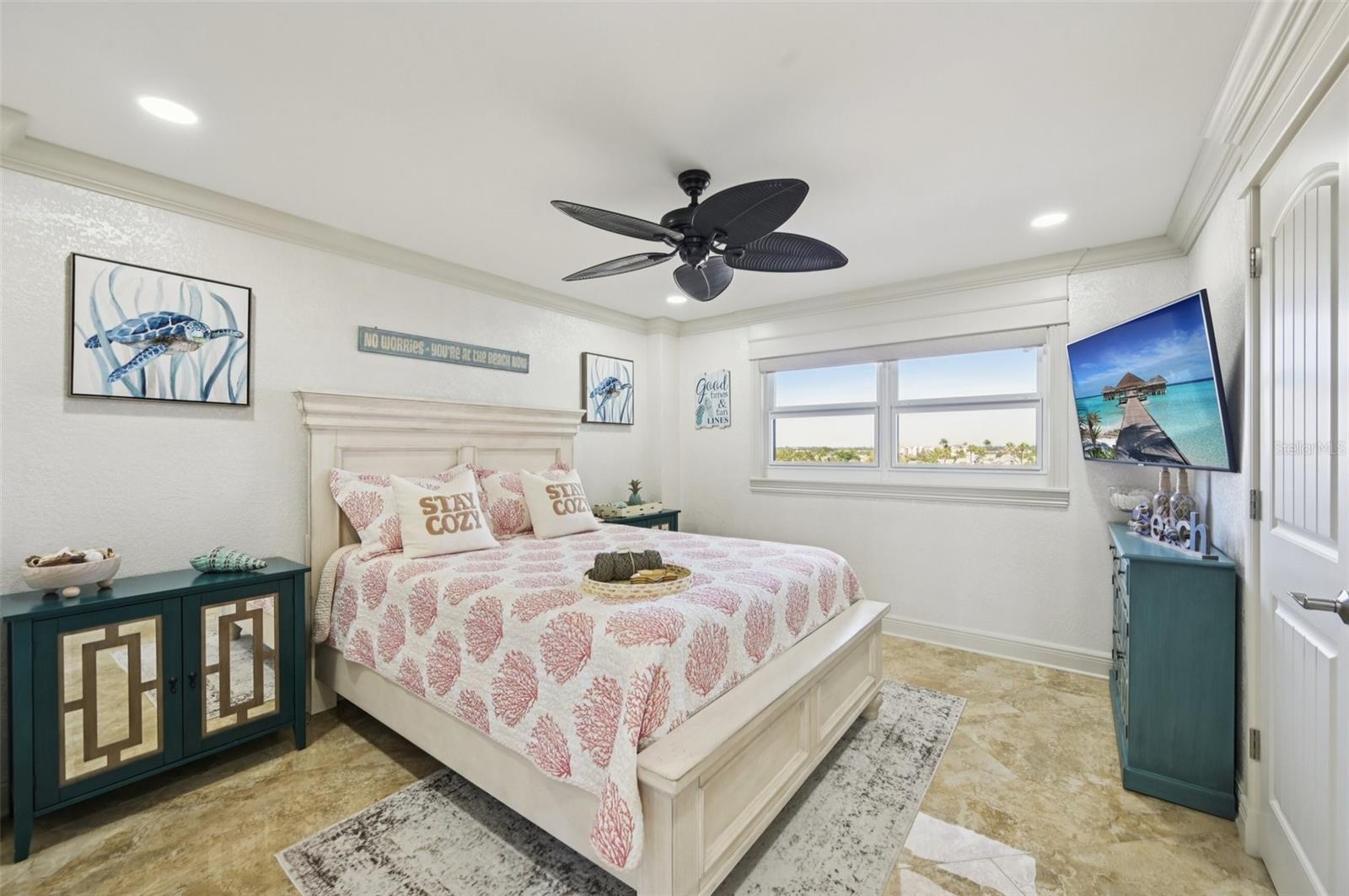 GULF & BAY CLUB PH 3 - Residential