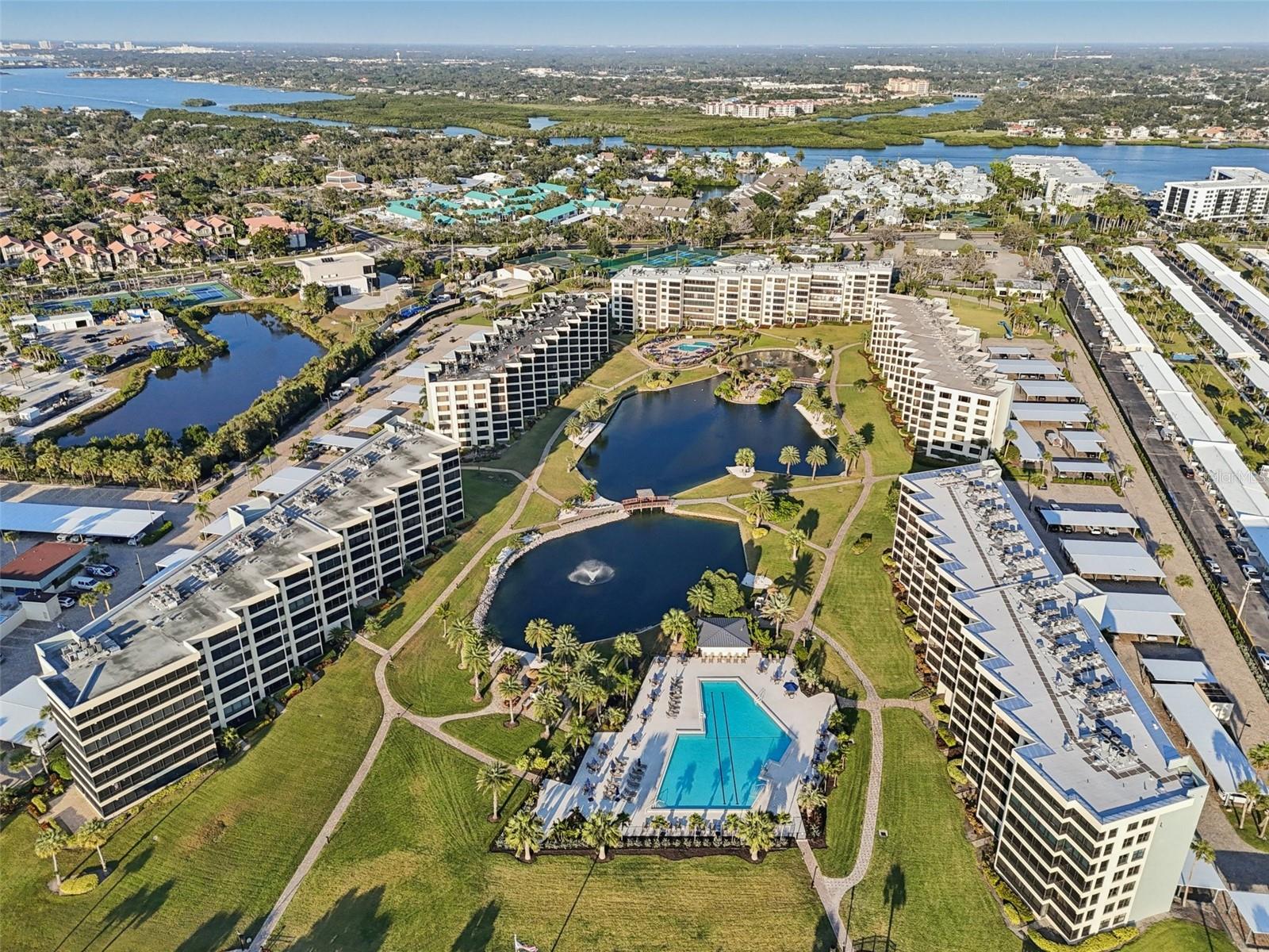 GULF & BAY CLUB PH 3 - Residential