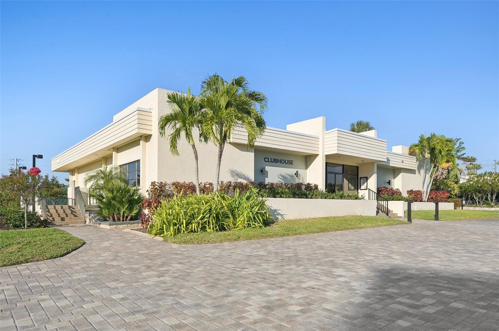 GULF & BAY CLUB PH 3 - Residential