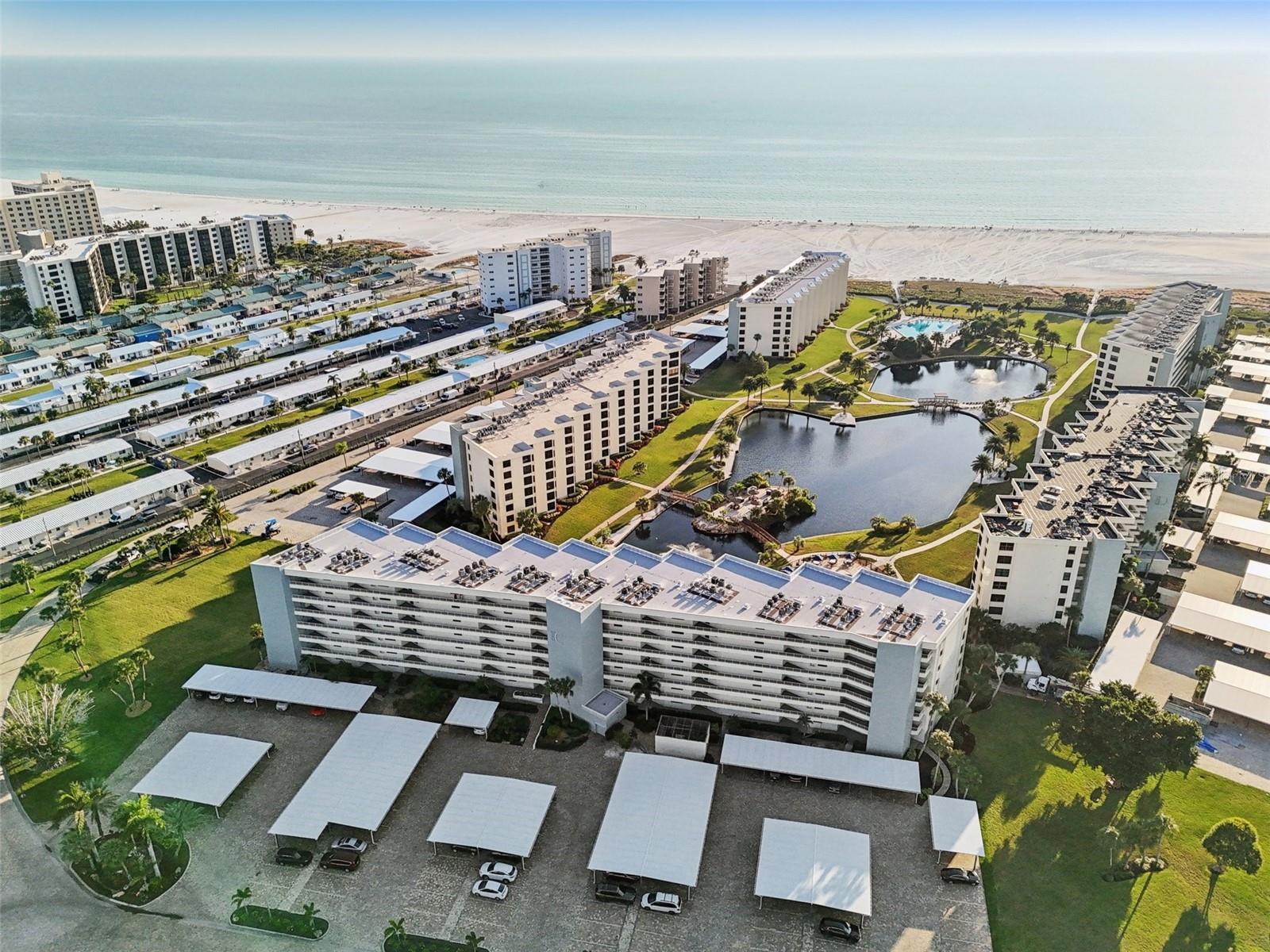 GULF & BAY CLUB PH 3 - Residential