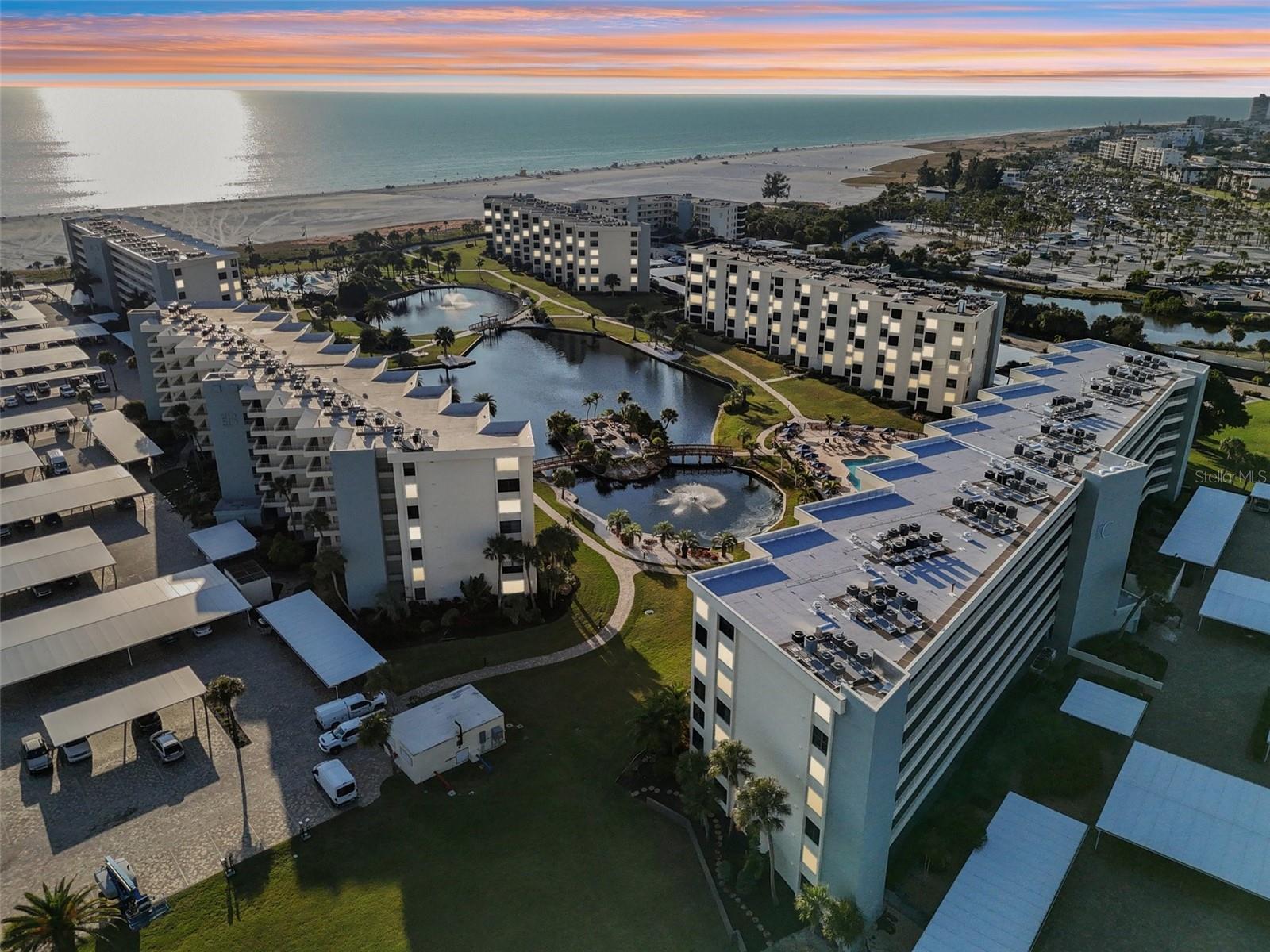 GULF & BAY CLUB PH 3 - Residential