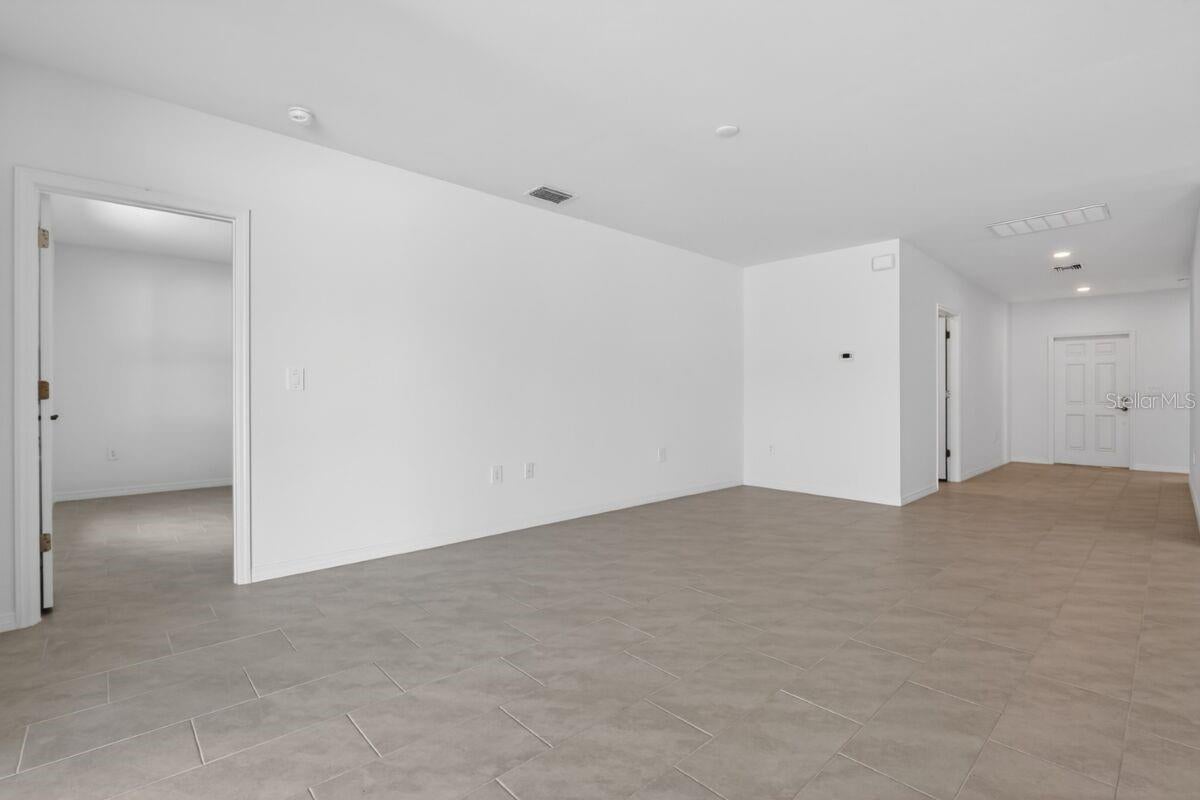 9509 VIBRANT LANE