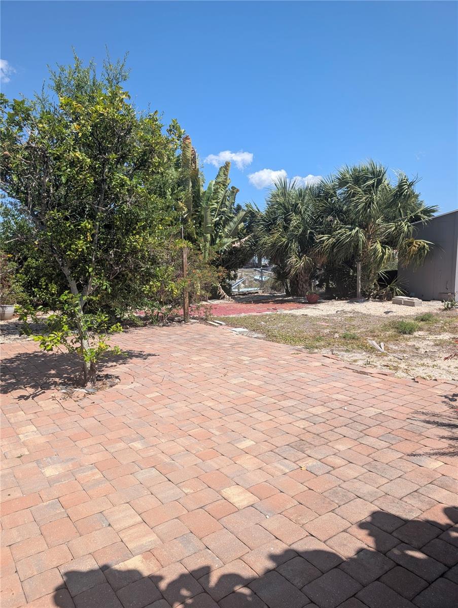 1273 KINGFISHER DRIVE