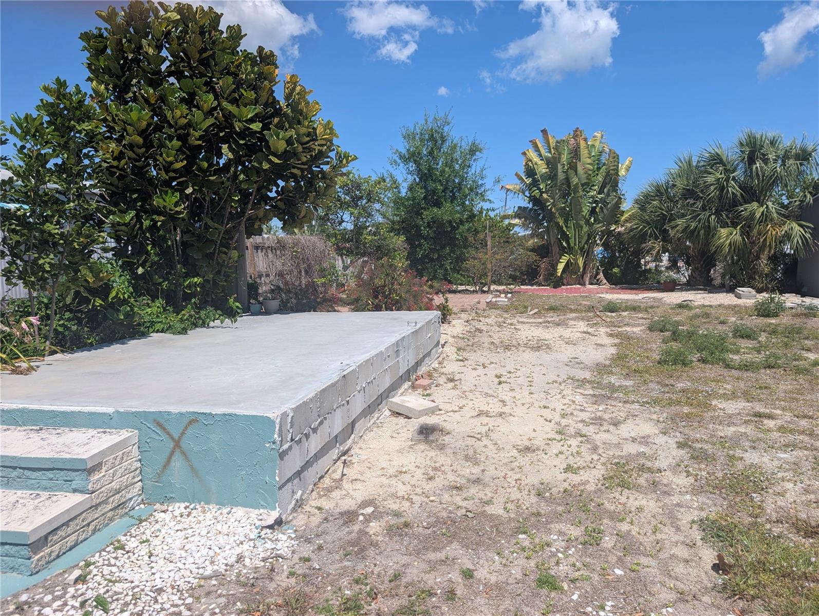 1273 KINGFISHER DRIVE