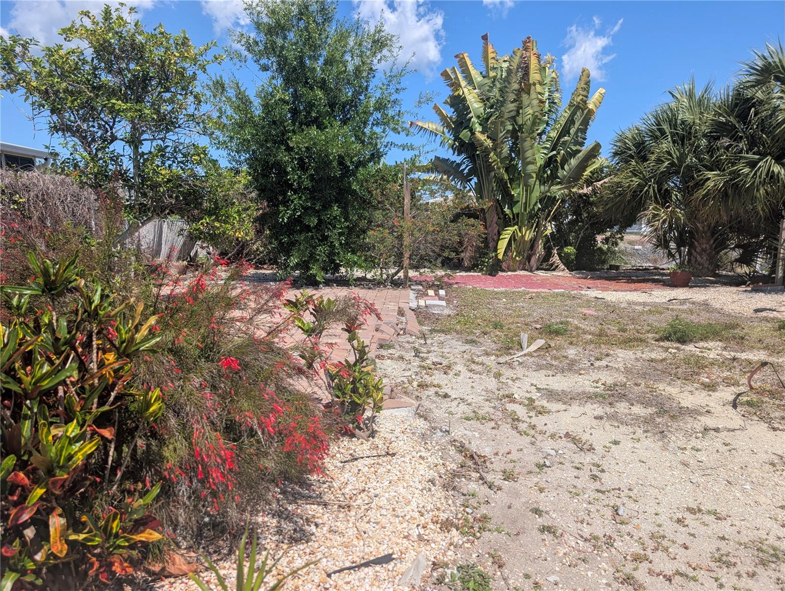 1273 KINGFISHER DRIVE