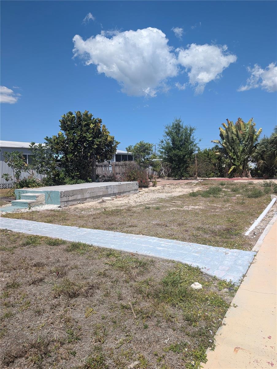 1273 KINGFISHER DRIVE