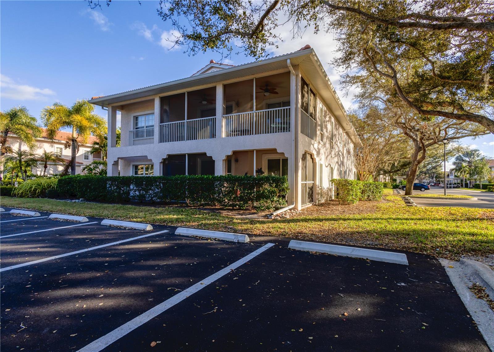 PLAZA DE FLORES - Residential