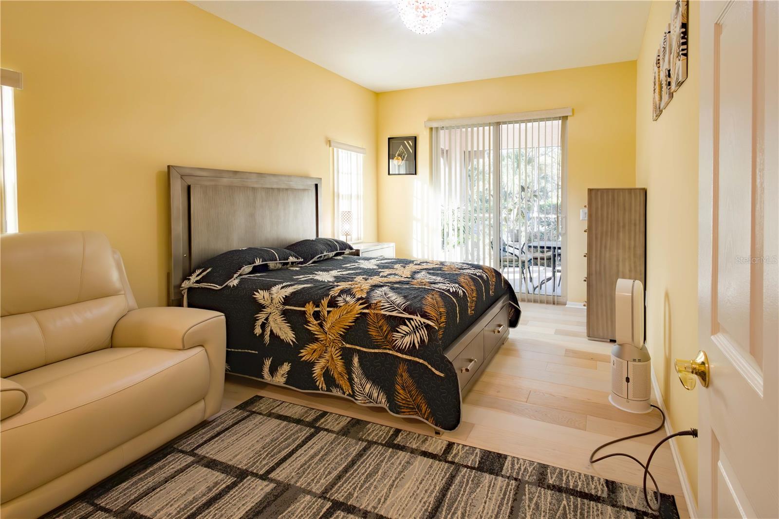 PLAZA DE FLORES - Residential