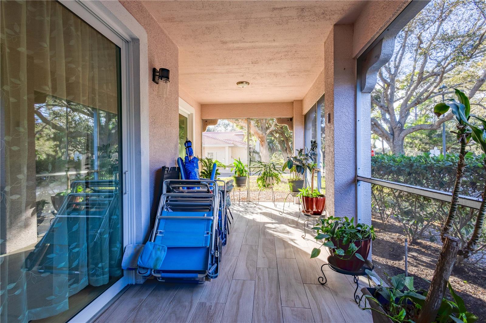 PLAZA DE FLORES - Residential