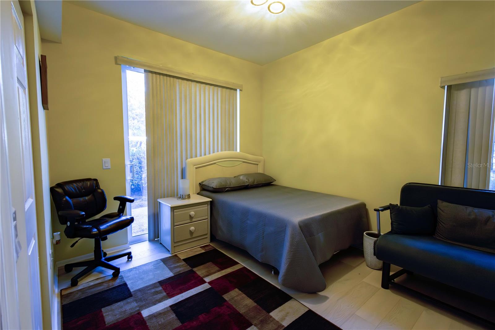 PLAZA DE FLORES - Residential