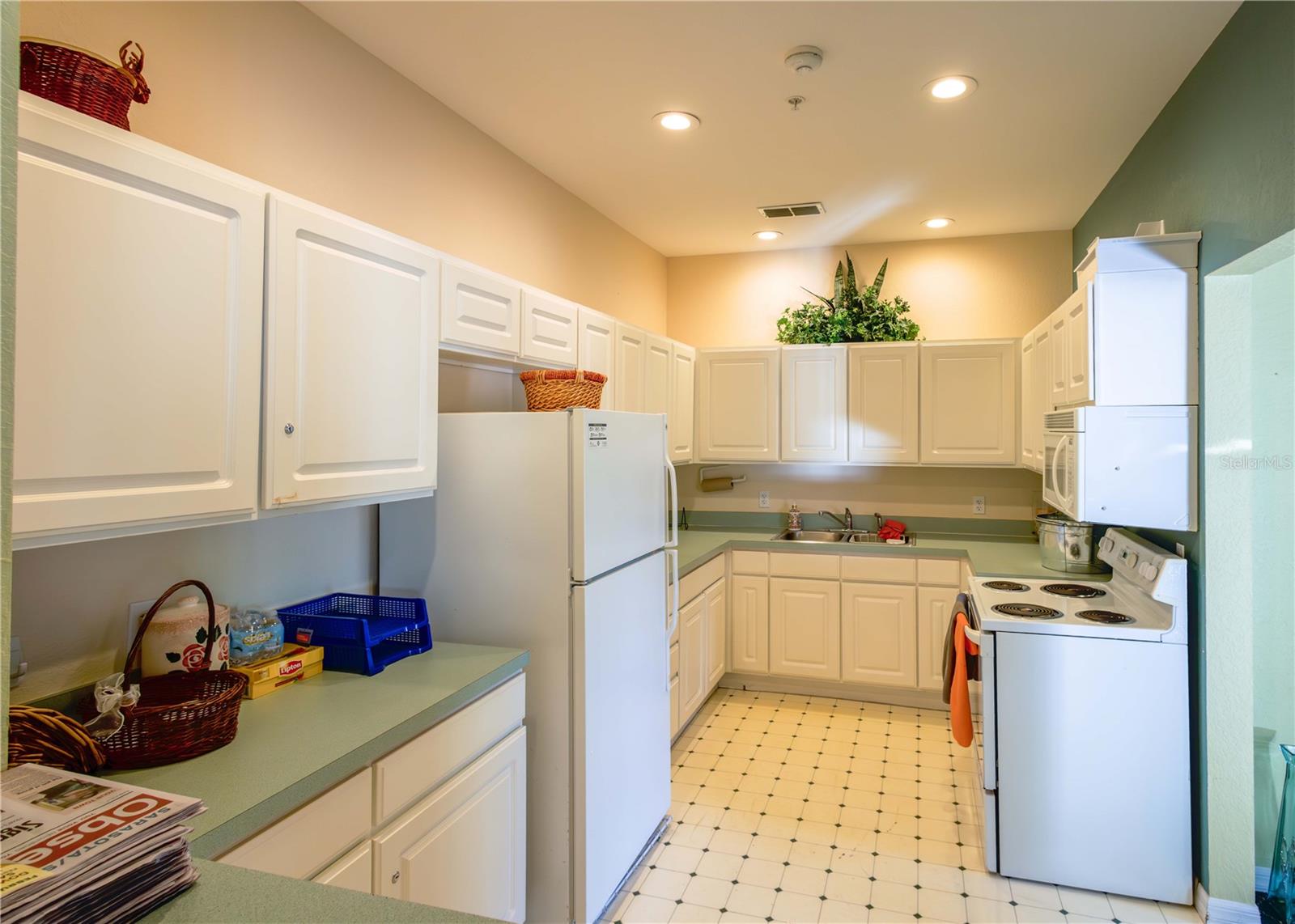 PLAZA DE FLORES - Residential