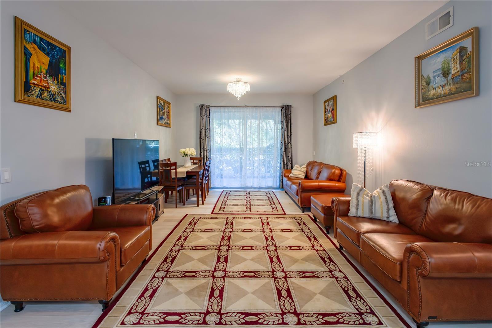 PLAZA DE FLORES - Residential