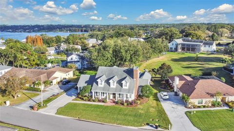 A home in LAKELAND