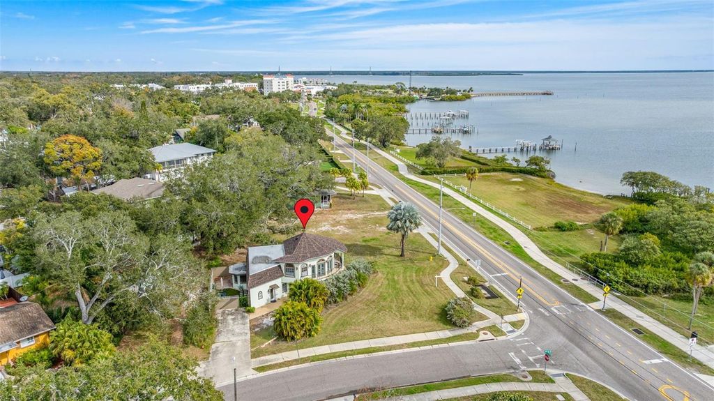 Photo of 613 S Bayshore Boulevard, Safety Harbor, FL 34695 (MLS # TB8467118)
