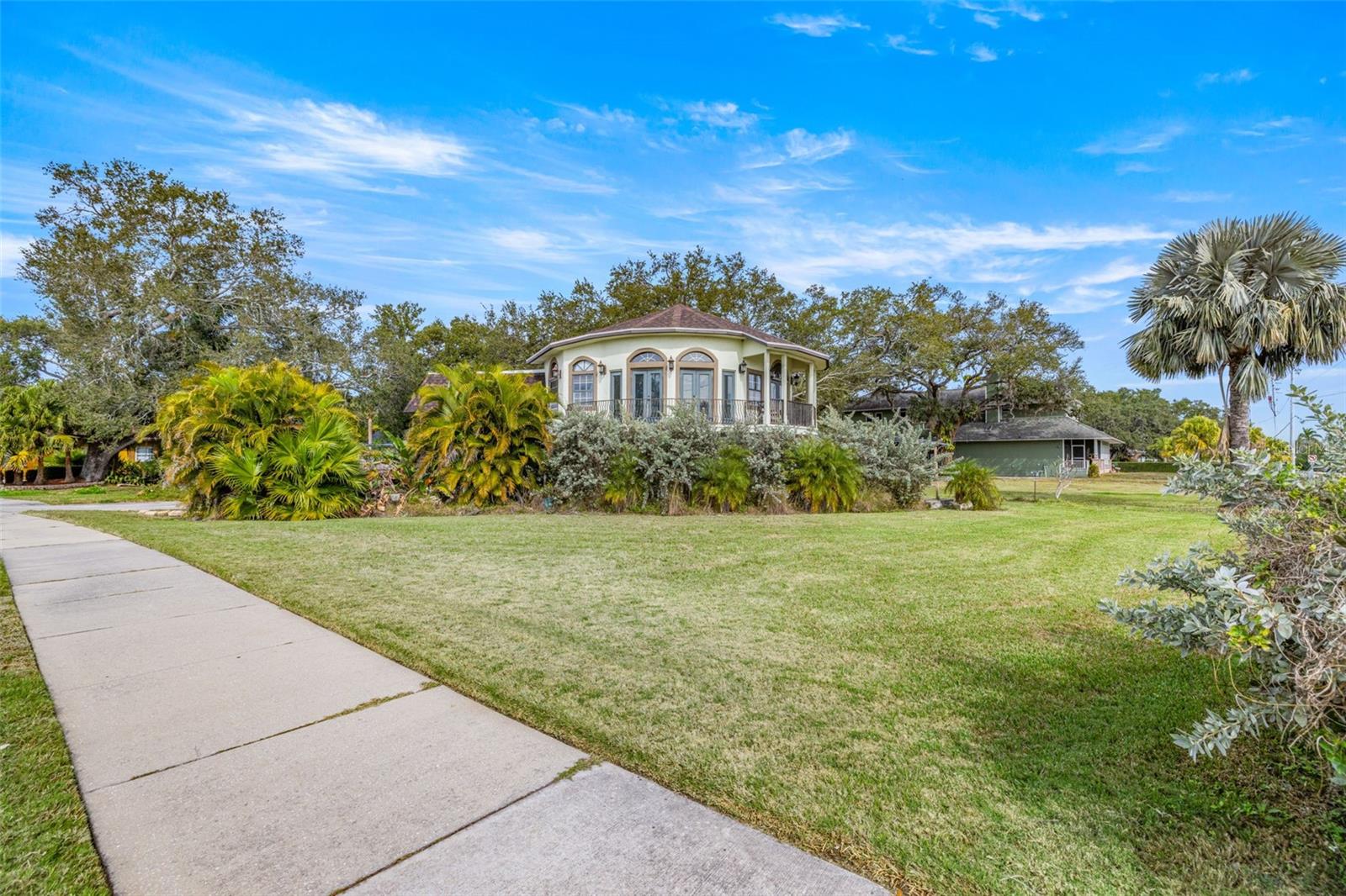 613 S BAYSHORE BOULEVARD