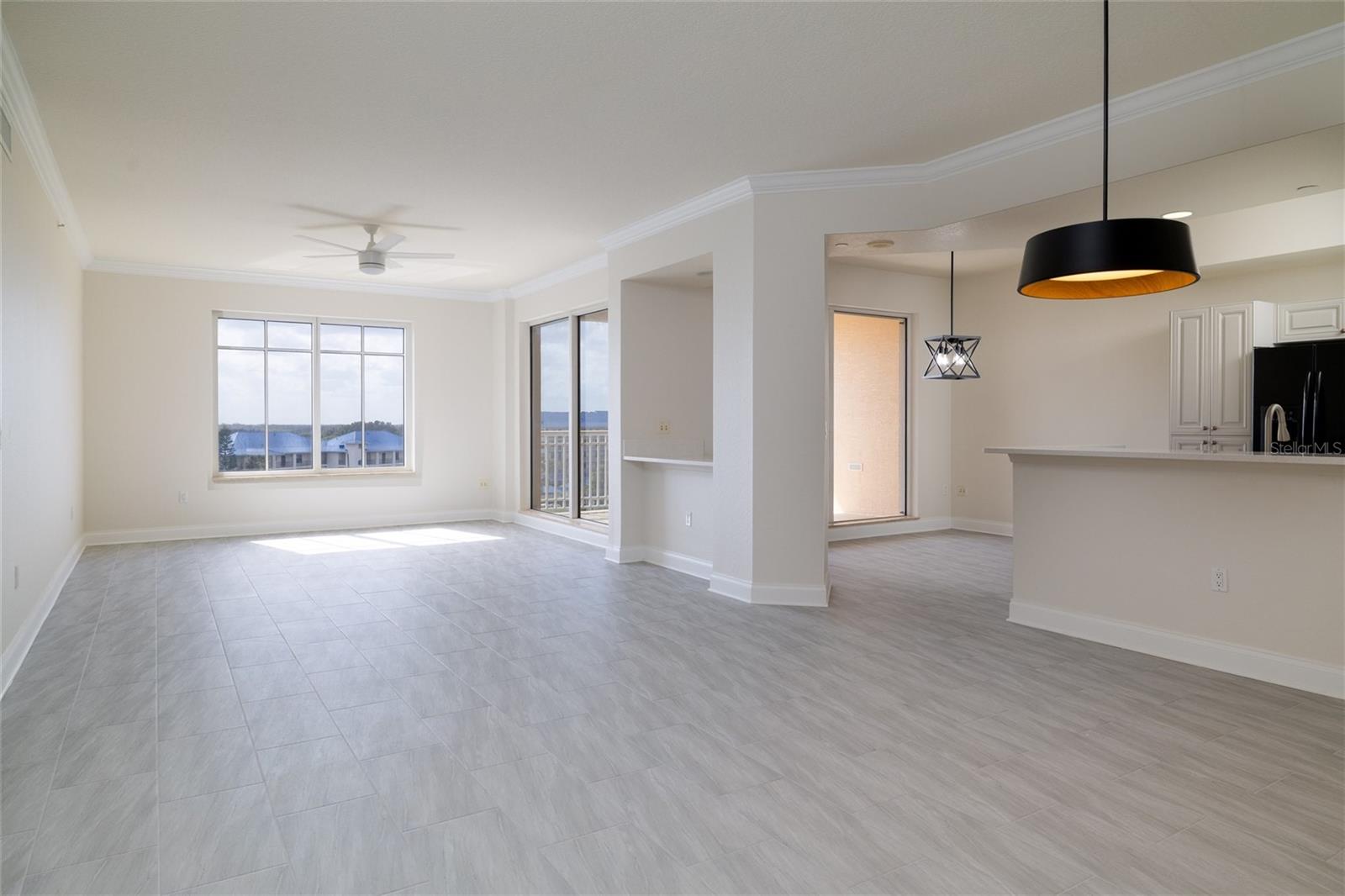 265 MINORCA BEACH WAY 505