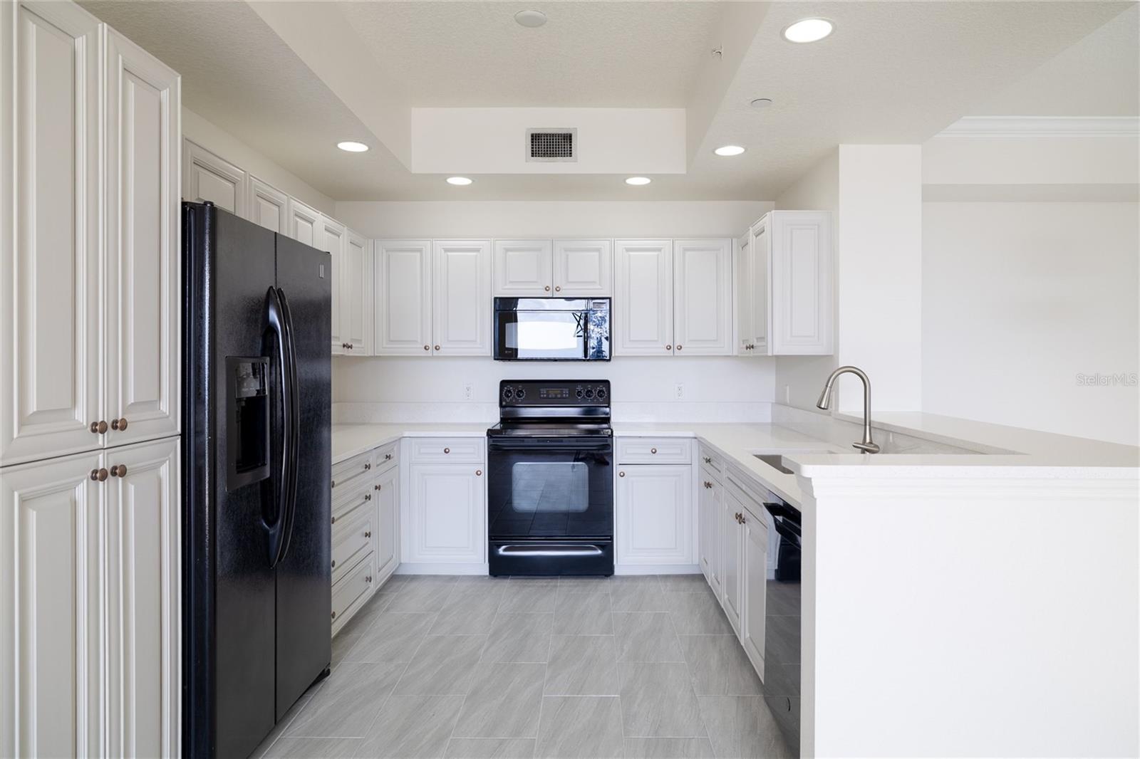265 MINORCA BEACH WAY 505