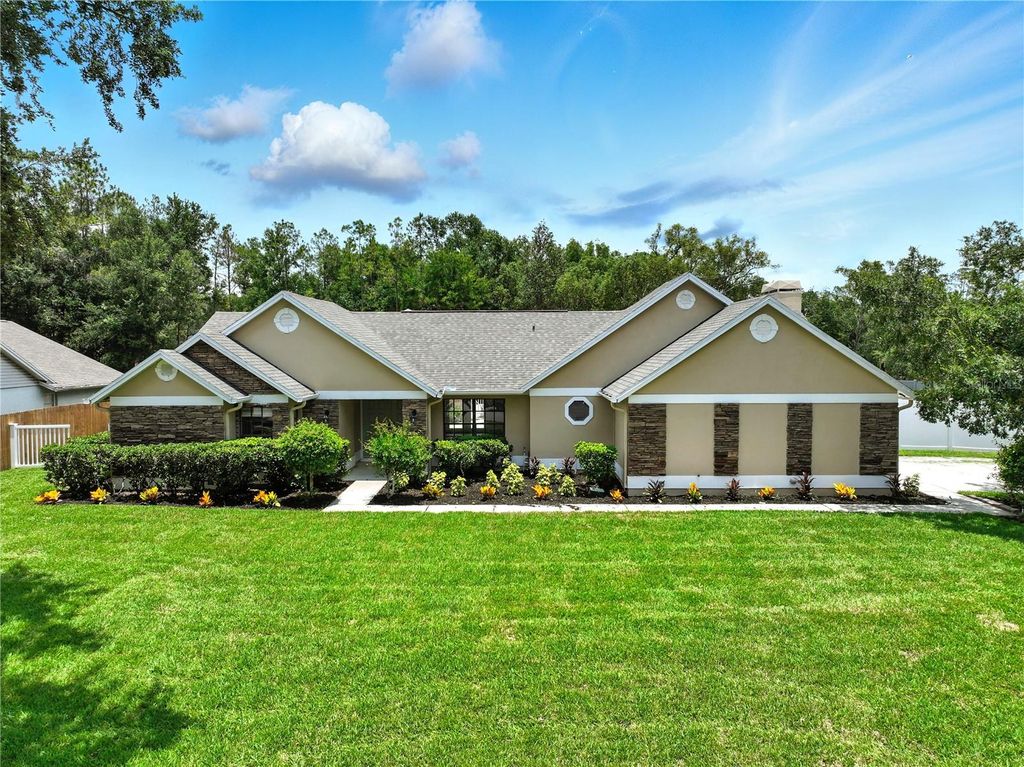 Photo of 18522 Sunward Lake Place, Lutz, FL 33549 (MLS # TB8400701)