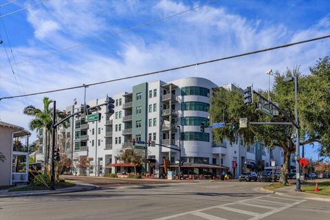 Photo of 10 N Summerlin Avenue #55, Orlando, FL 32801 (MLS # O6291531)