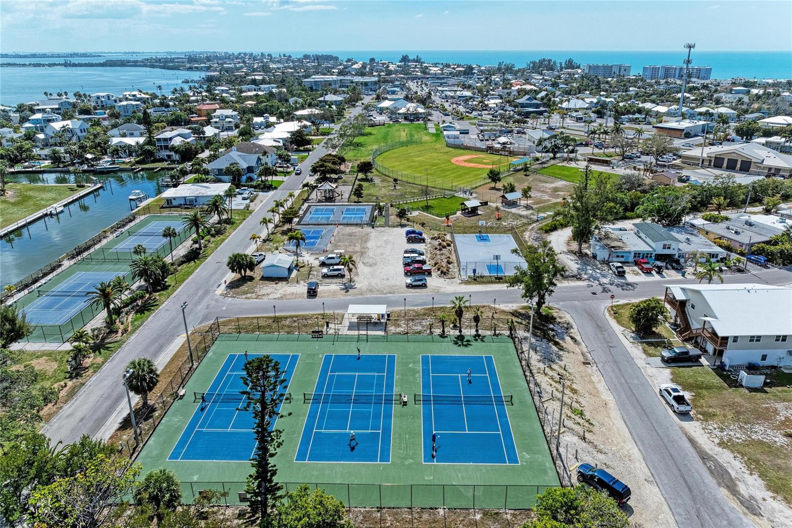 NORTH BEACH VILLAGE III - Residential