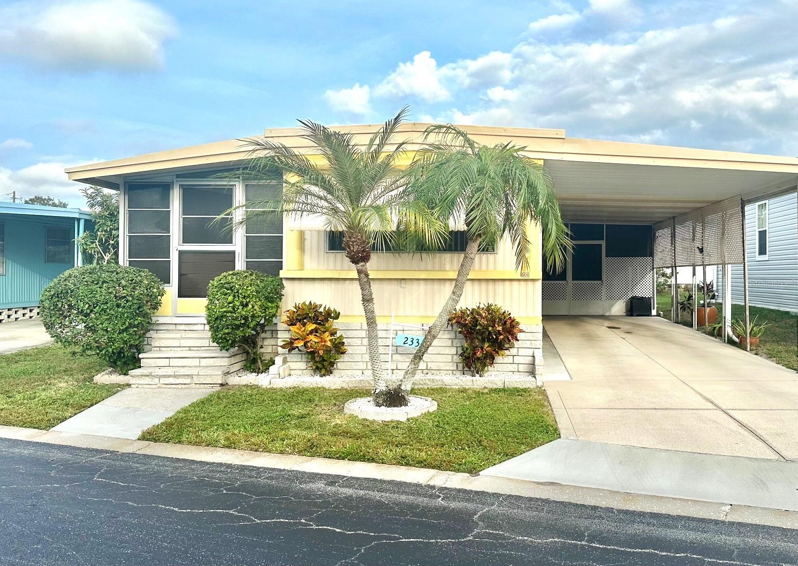 View PINELLAS PARK, FL 33782 mobile home