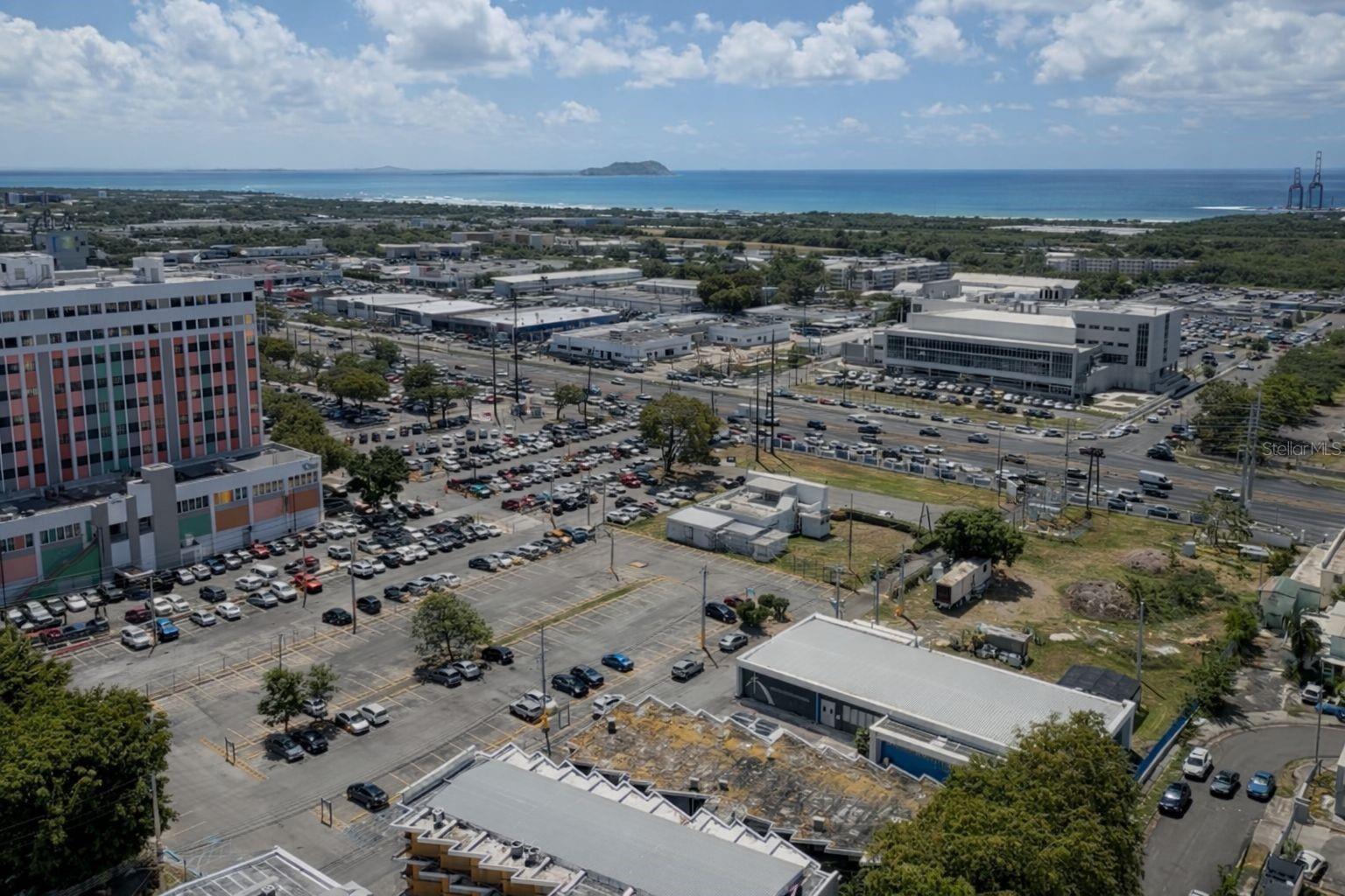 CONDOMINIO TORRE DE SANTA MARIA - Residential