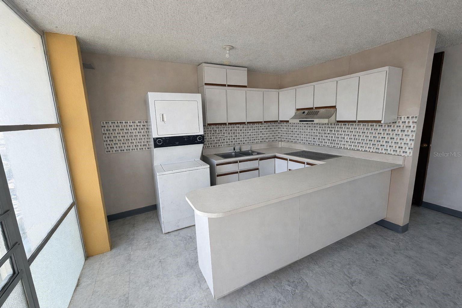 CONDOMINIO TORRE DE SANTA MARIA - Residential