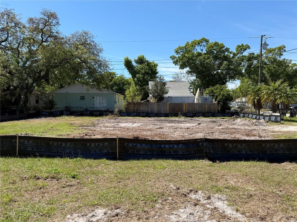 Photo of 2950 64th Avenue N, St Petersburg, FL 33702 (MLS # TB8487621)