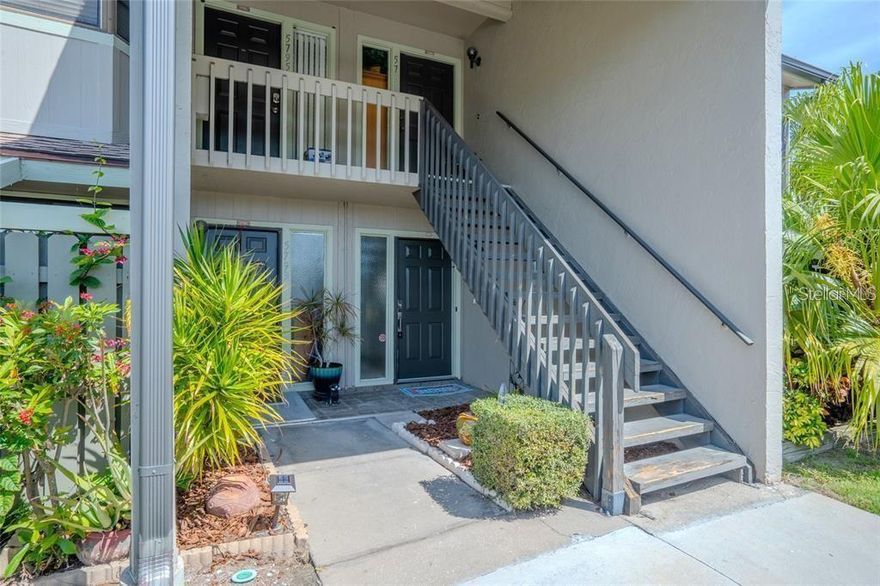 SARASOTA...Live just 2 miles from the stunning Siesta Key Beach. This two bedroom/two bathrooms condo offers a split floor plan, real hardwood floors and tons of storage. Enjoy a primary suite with walk-in closet, remodeled kitchen and bathrooms, new A/C, water heater, in-unit washer/dryer, and a covered carport with with ample guest parking. Community pool, Publix, and dining options across the street. Pets welcome: 1 dog (up to 40lbs) or 1 cat. $300 pet fee. First month, Last month and Security to move in. Minimum 6-month lease. Serious inquiries only!
