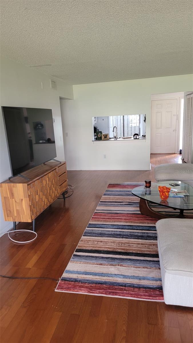 SUMMERSIDE - Residential Lease