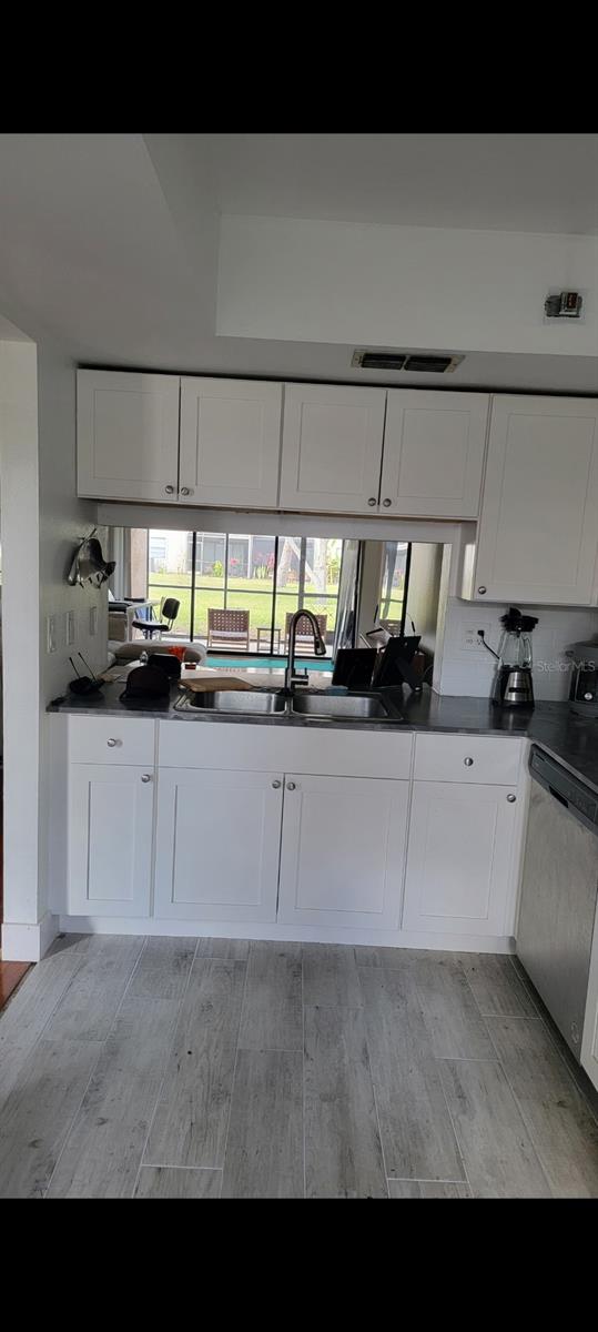 SUMMERSIDE - Residential Lease