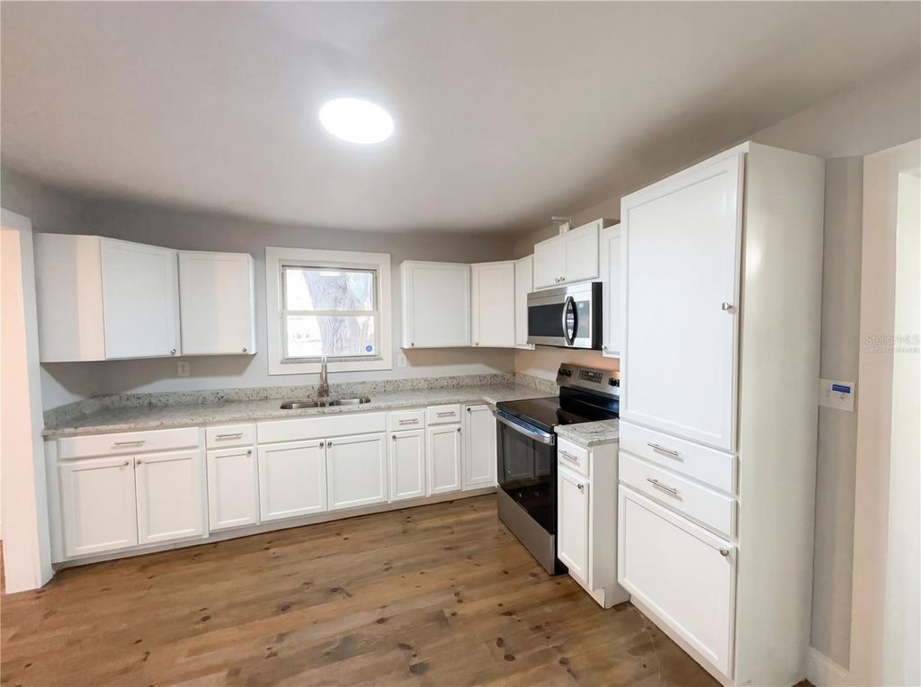 Photo of 1623 12th Street, Saint Cloud, FL 34769 (MLS # O6391369)