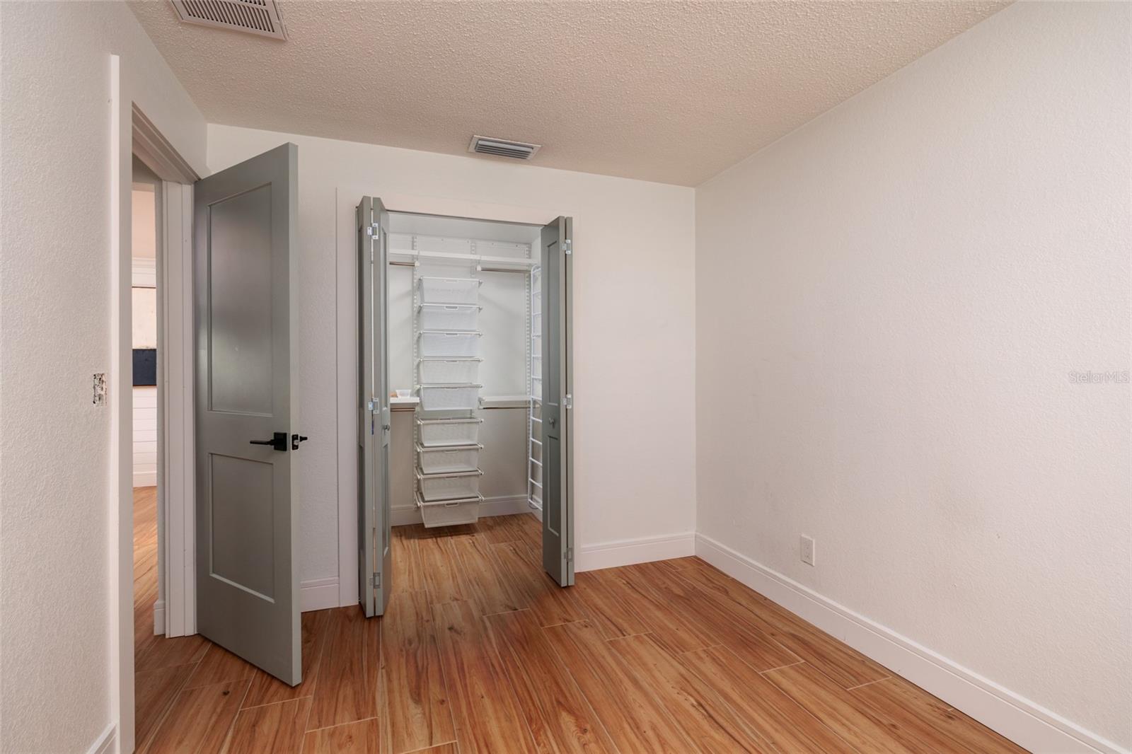 RIVIERA NORTH THE 1ST ADD - Residential