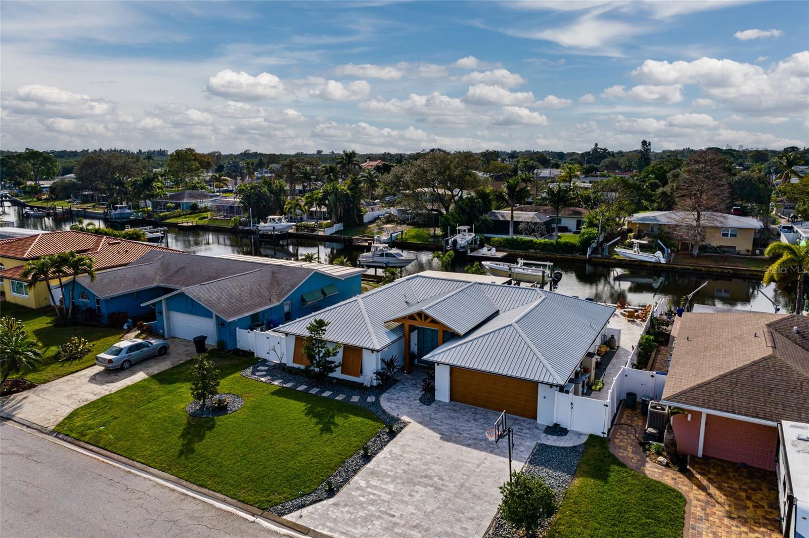 RIVIERA NORTH THE 1ST ADD - Residential