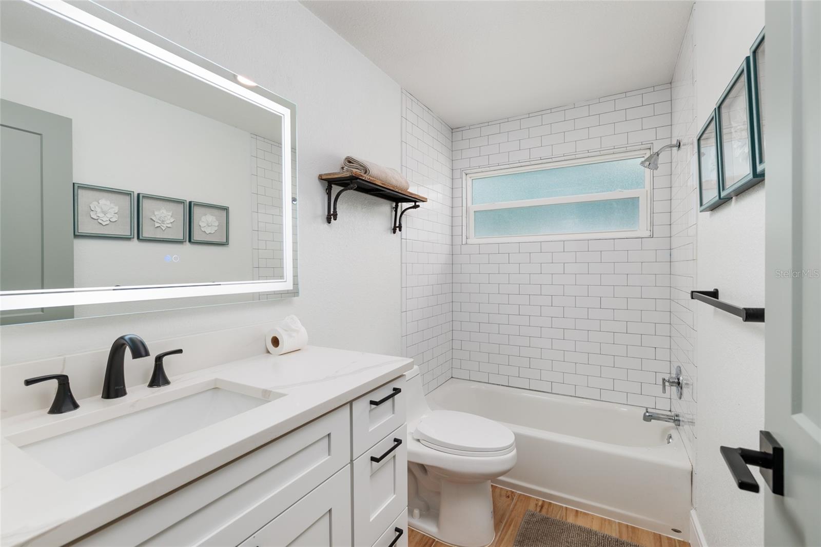 RIVIERA NORTH THE 1ST ADD - Residential