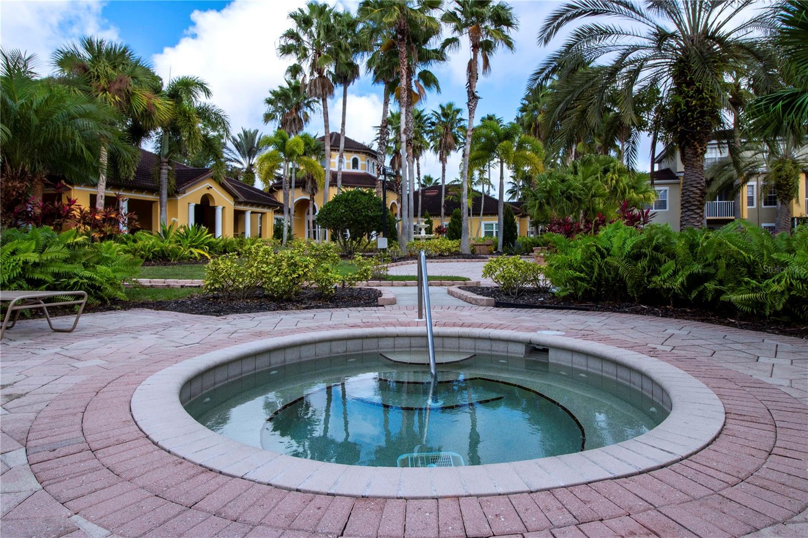 LAS PALMAS OF SARASOTA - Residential