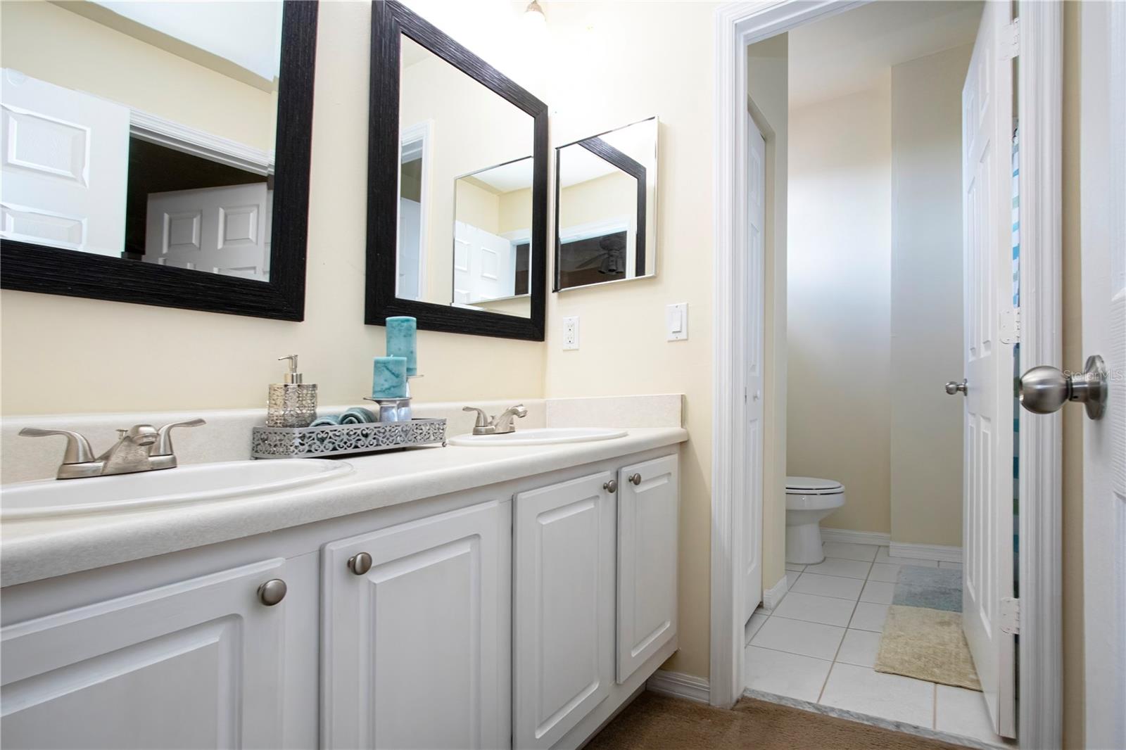 LAS PALMAS OF SARASOTA - Residential