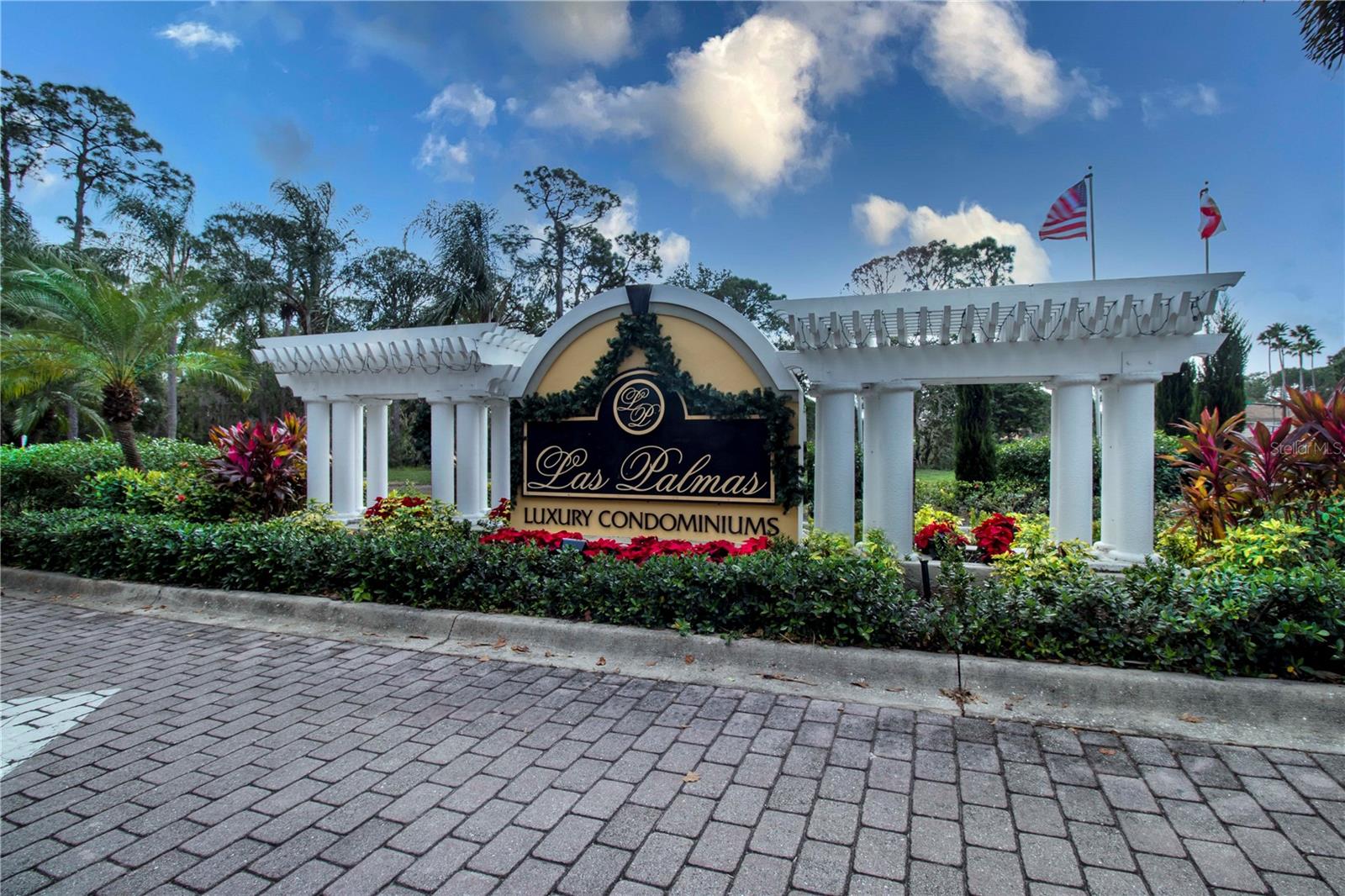 LAS PALMAS OF SARASOTA - Residential