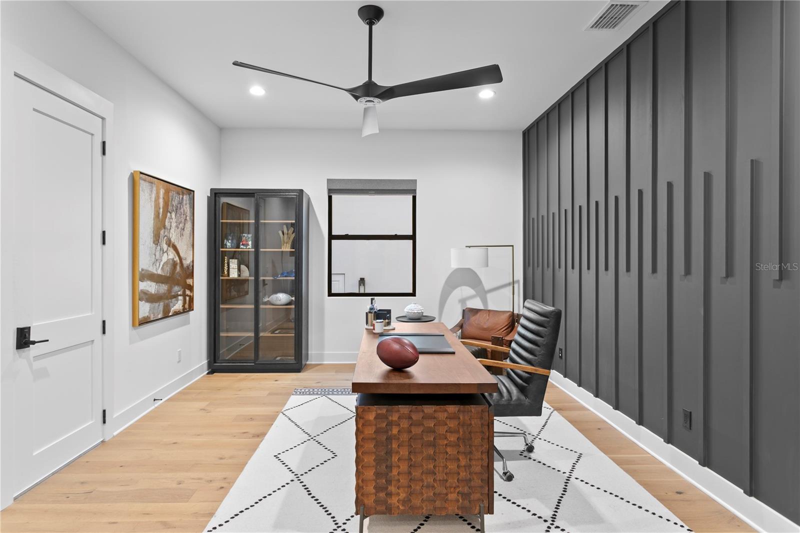 3007 S WEST SHORE BOULEVARD