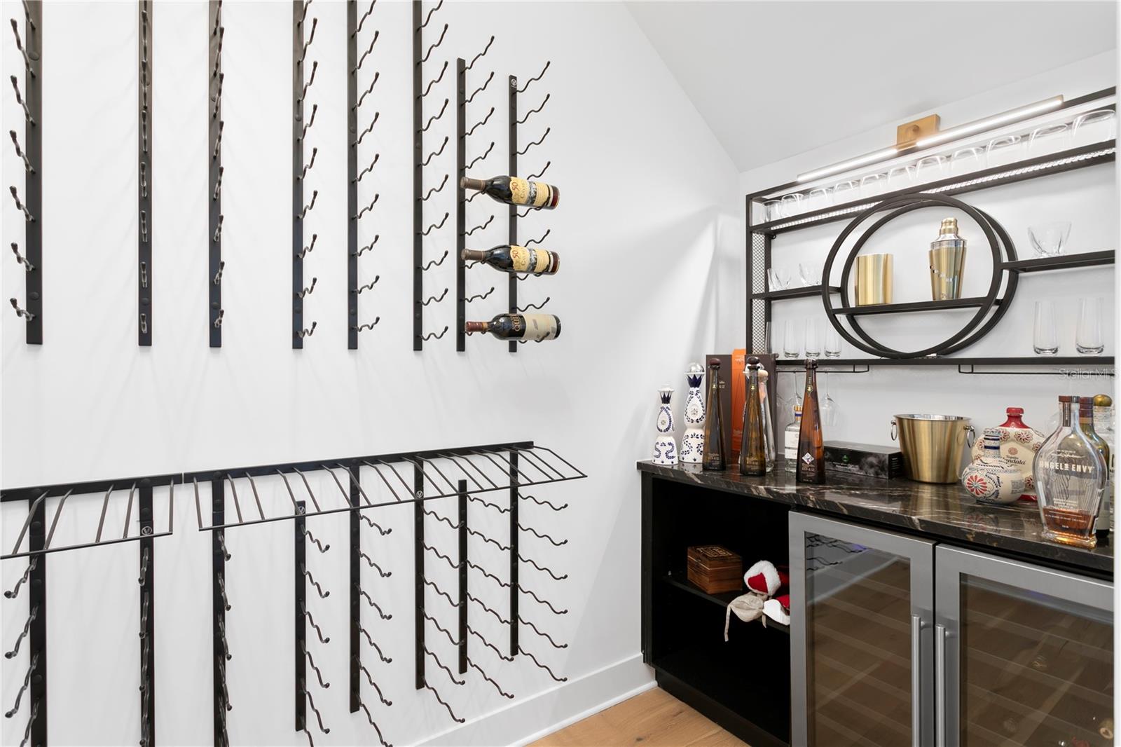 3007 S WEST SHORE BOULEVARD