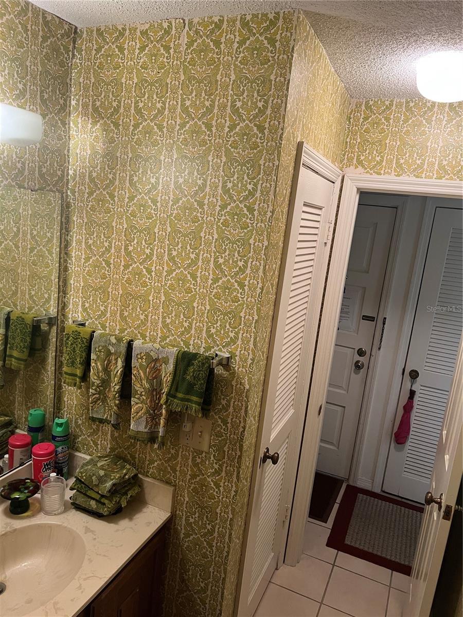 ERROL ESTATES - Residential