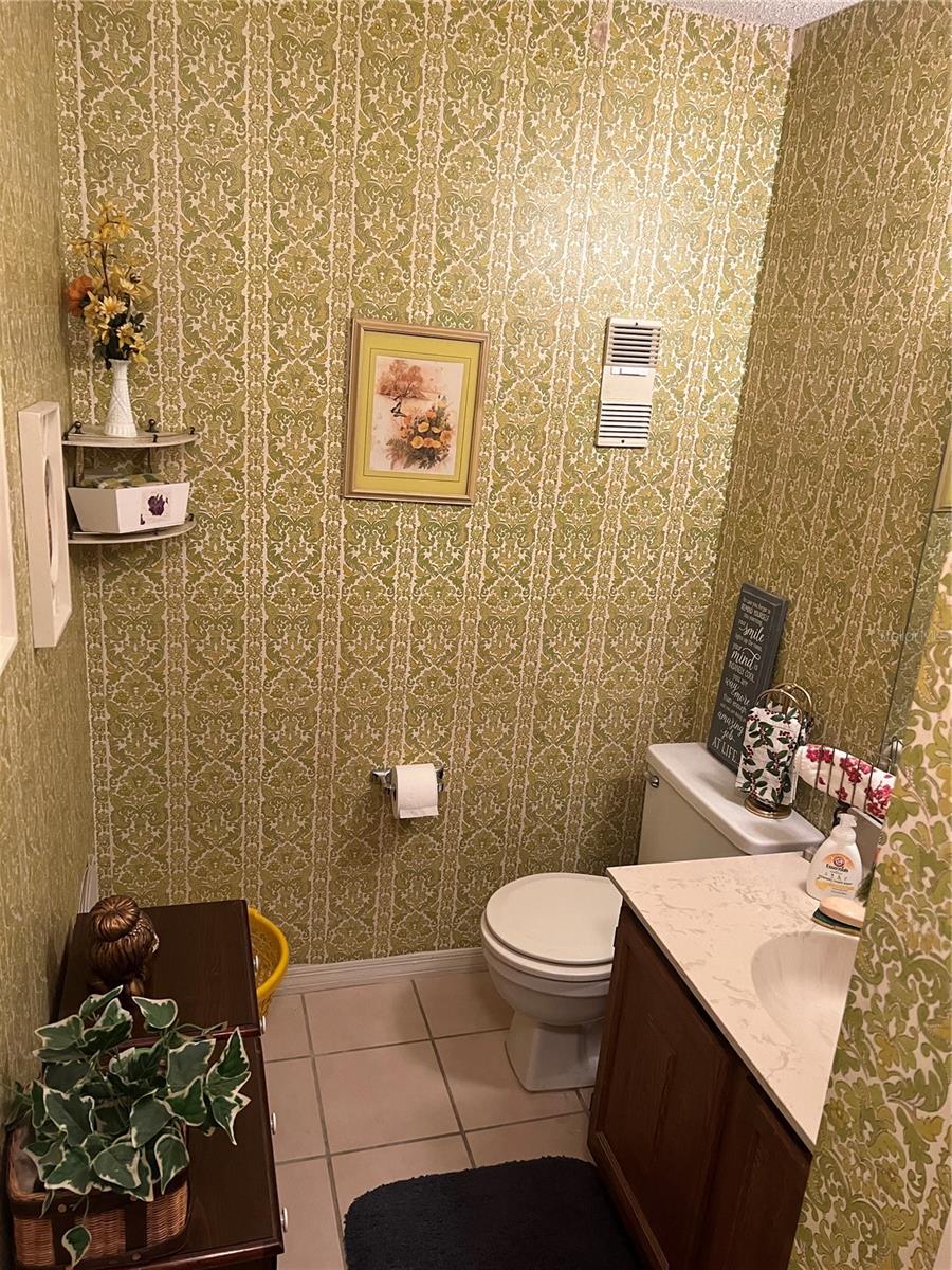 ERROL ESTATES - Residential