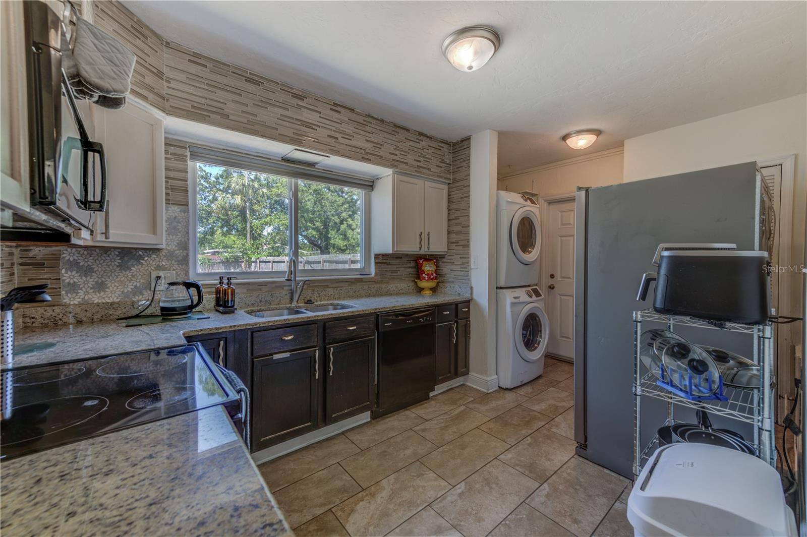 LAWRENCEVILLE - Residential