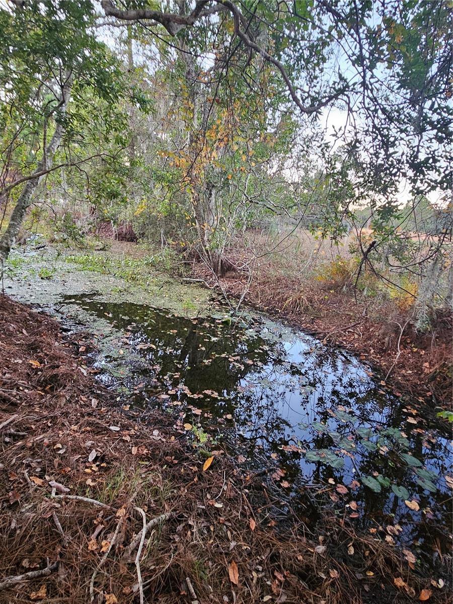 FROM NE COR OF SEC RUN S 04DEG 20 MIN50SEC W 330 F - Residential