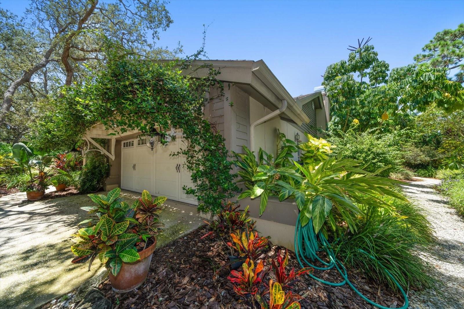 WEYBRIDGE WOODS-UNIT C - Residential