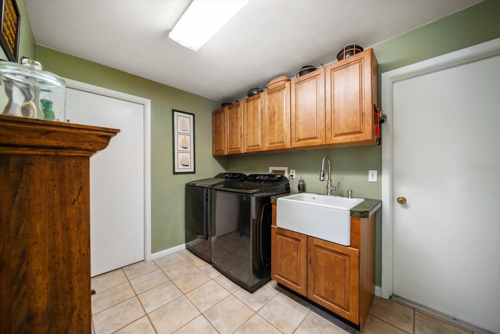 WEYBRIDGE WOODS-UNIT C - Residential