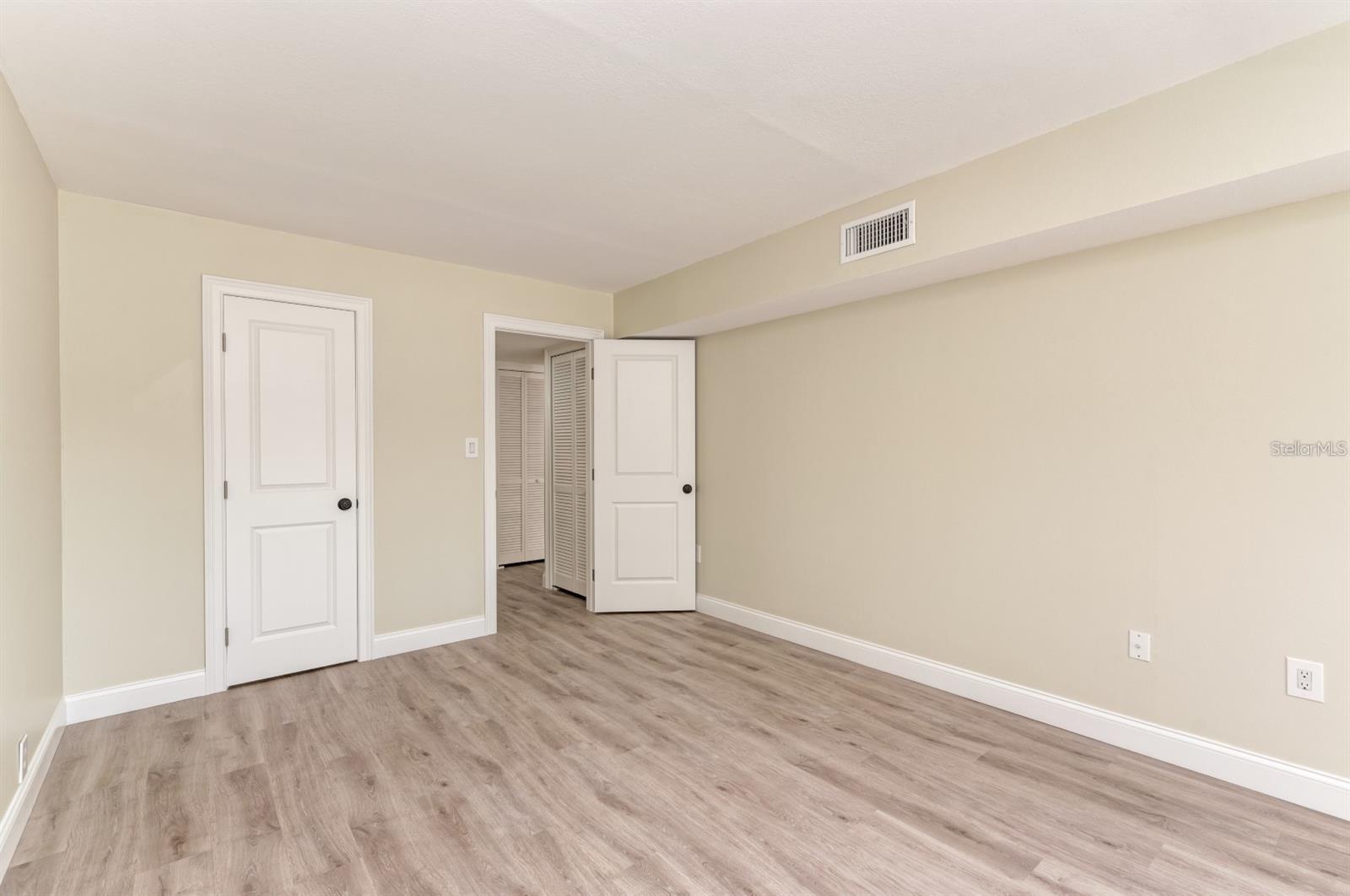 LIDO ROYALE - Residential Lease