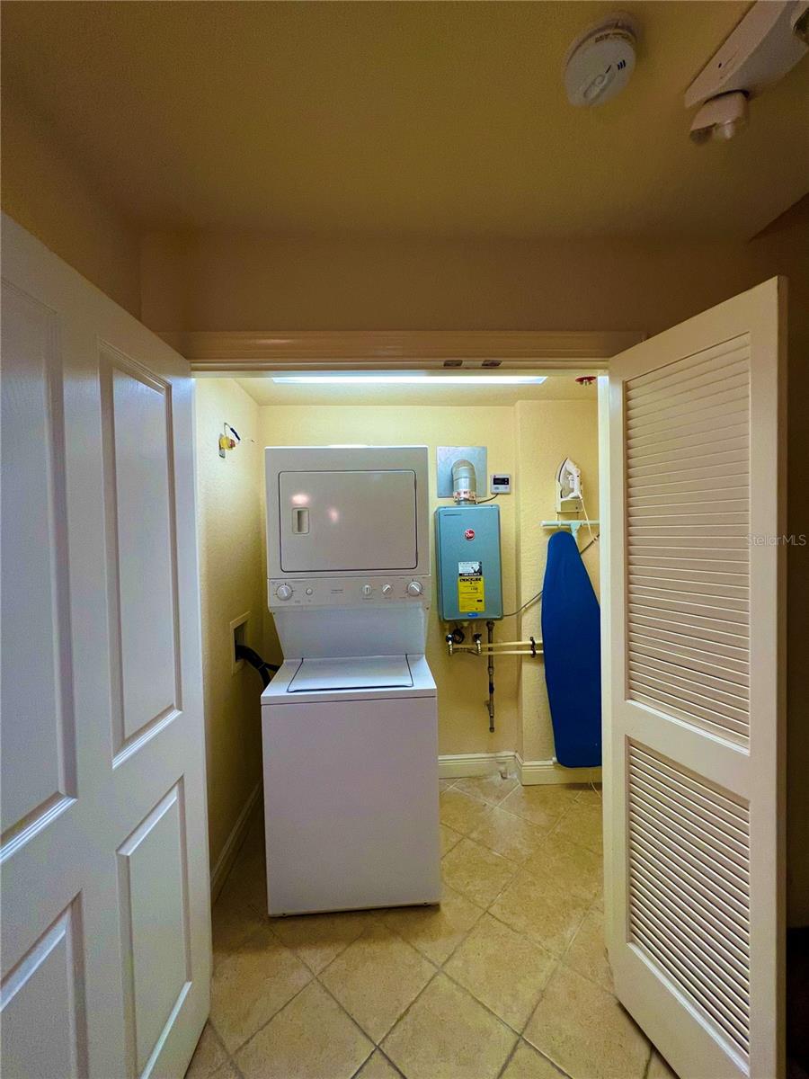 SEVEN EAGLES CONDO - Residential